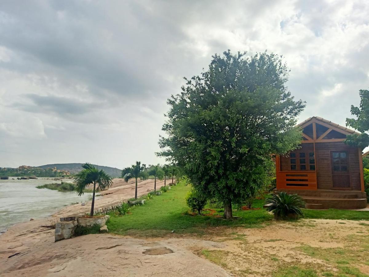 Leo Wodden Resort Hampi Exterior foto