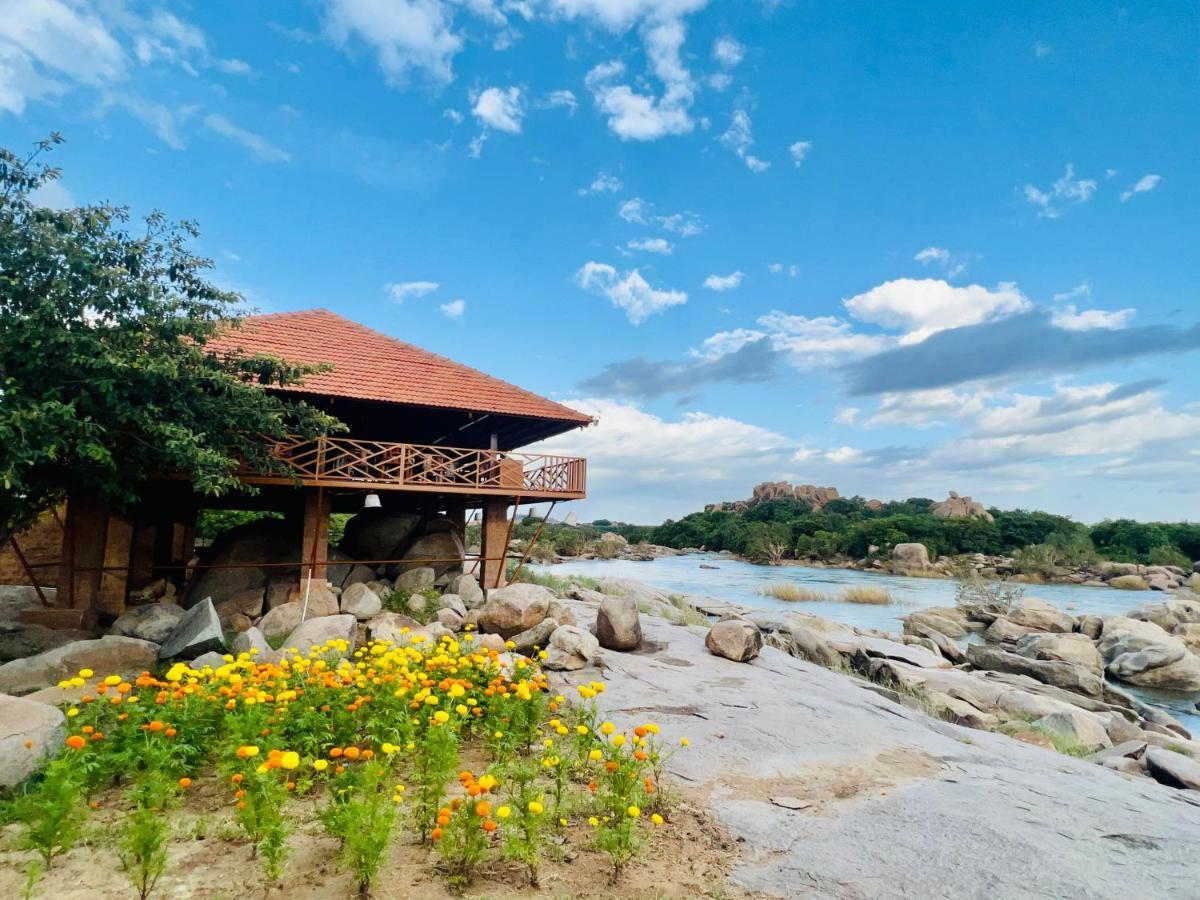 Leo Wodden Resort Hampi Exterior foto
