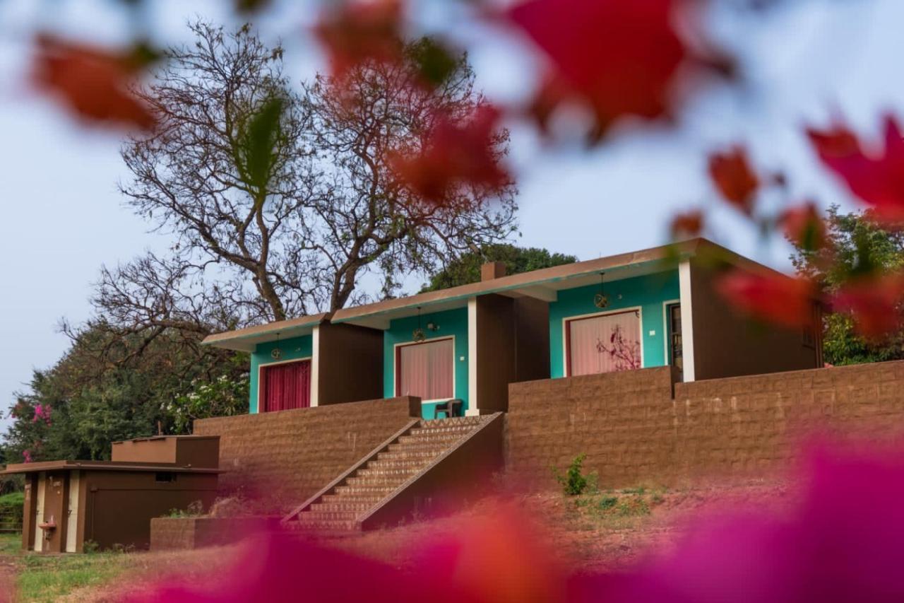 Leo Wodden Resort Hampi Exterior foto
